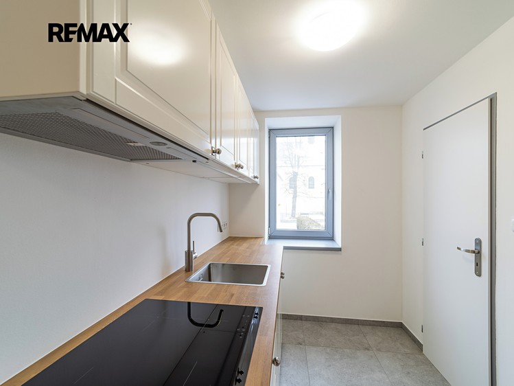 Prodej komerční nemovitosti 79 m² - foto 6