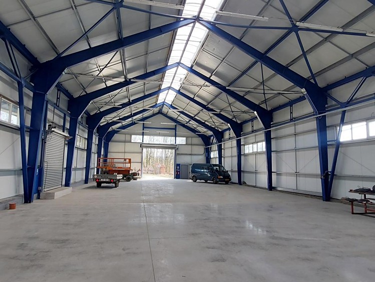 Prodej výrobní haly, prostoru 820 m² - foto 1