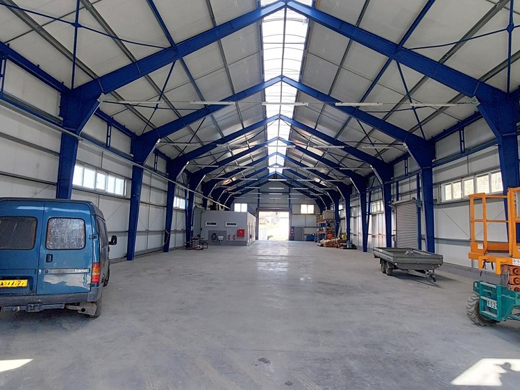 Prodej výrobní haly, prostoru 820 m² - foto 5