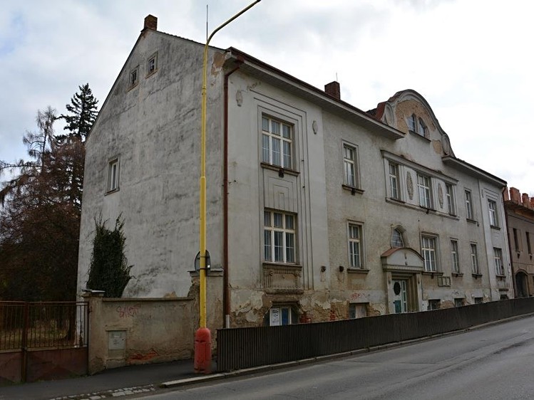 Prodej činžovního domu 1 260 m² - foto 2