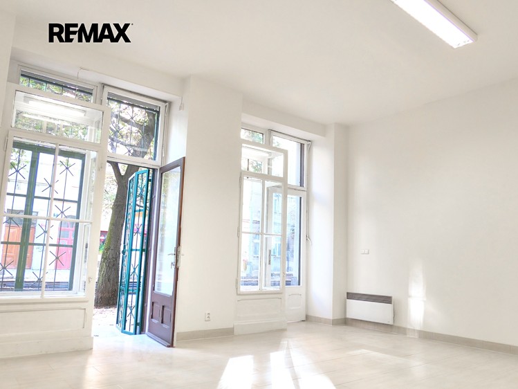 Prodej obchodního prostoru 34 m² - foto 3