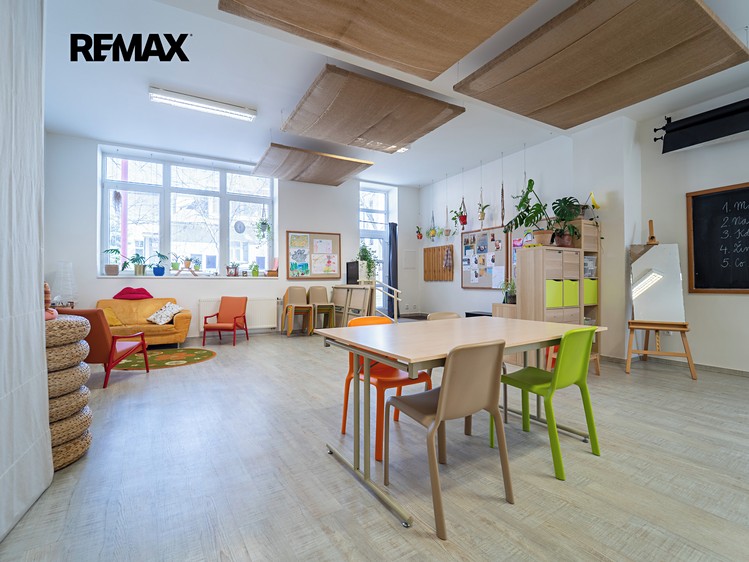 Prodej obchodního prostoru 60 m² - foto 2