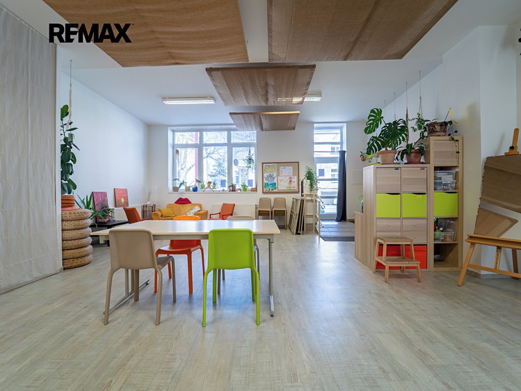 Prodej obchodního prostoru 60 m² - foto 4