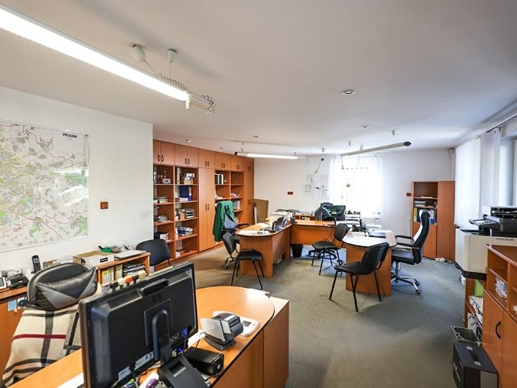 Prodej obchodního prostoru 583 m² - foto 4