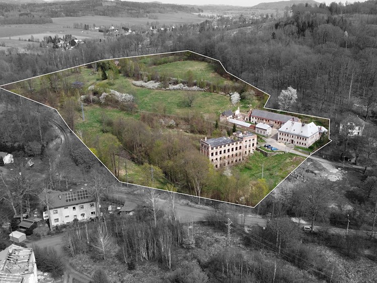Prodej činžovního domu 1 570 m² - foto 2