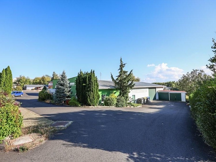 Prodej skladového prostoru 1 871 m² - foto 2