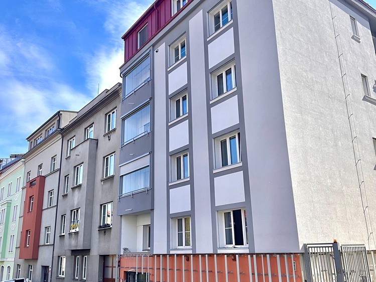 Prodej obchodního prostoru 74 m² - foto 4