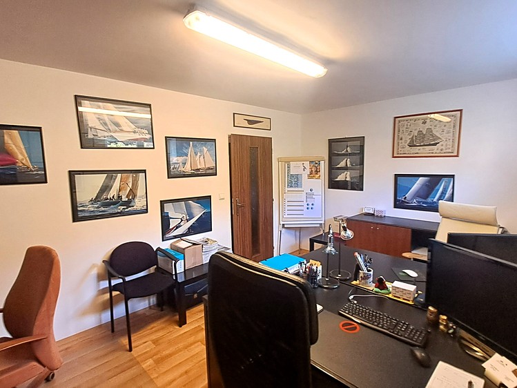 Prodej kanceláře 26 m² - foto 3