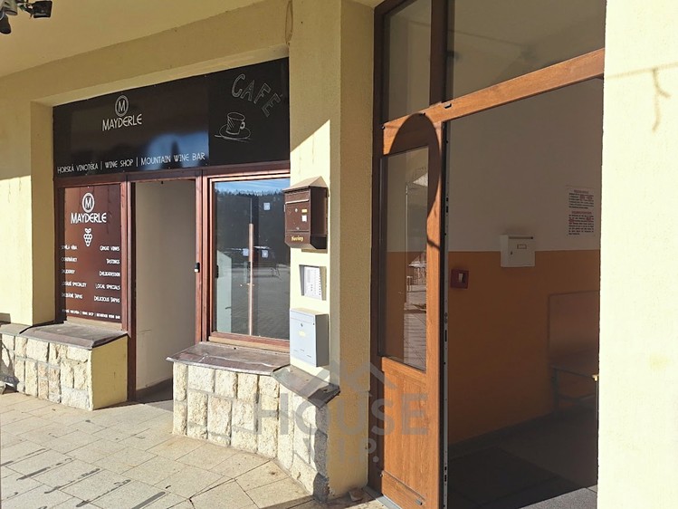 Prodej obchodního prostoru 58 m² - foto 4