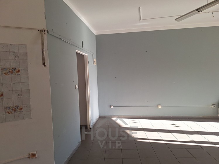 Prodej obchodního prostoru 58 m² - foto 8