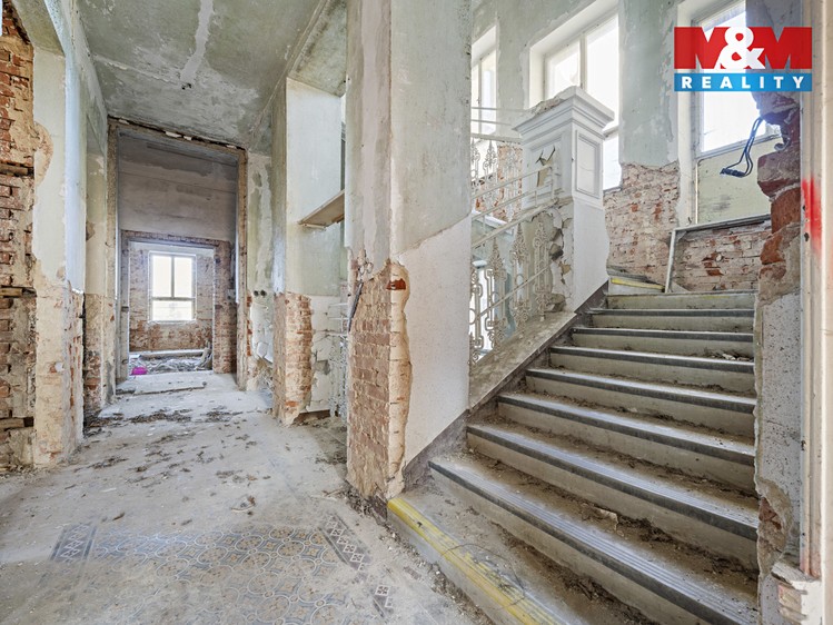 Prodej činžovního domu 1 476 m² - foto 4