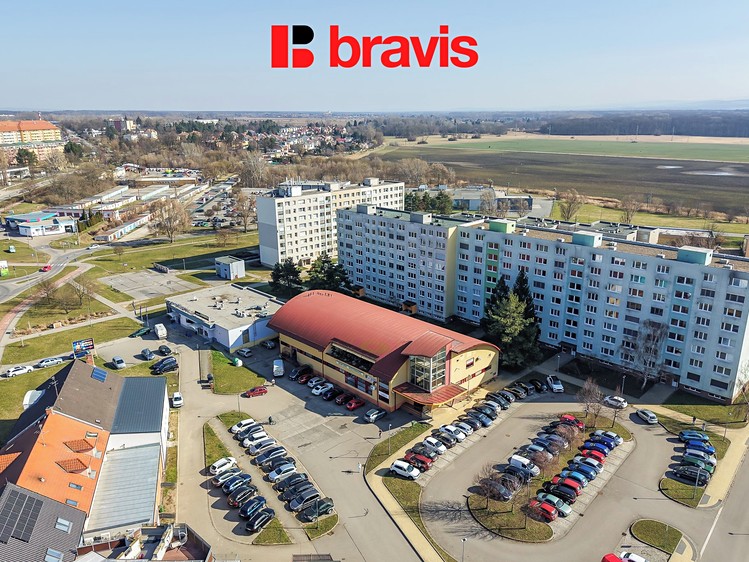 Prodej obchodního prostoru 2 000 m² - foto 1