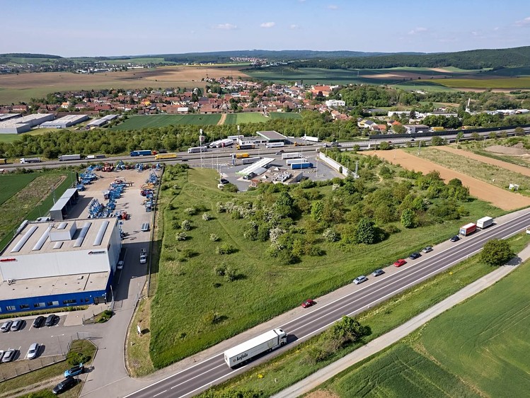 Prodej výrobní haly, prostoru 11 908 m² - foto 4