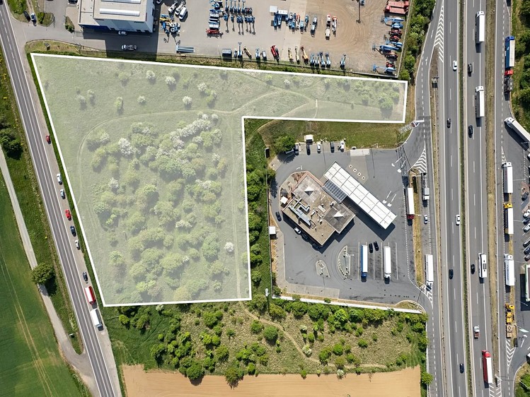 Prodej výrobní haly, prostoru 11 908 m² - foto 5