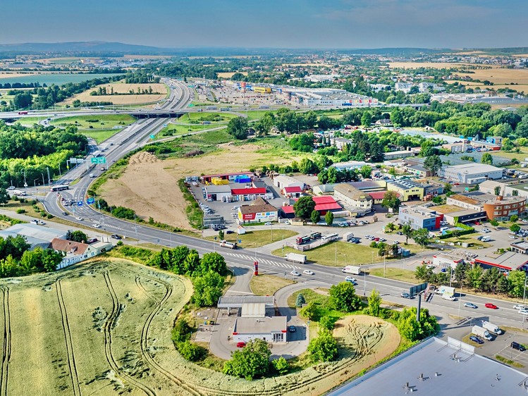 Prodej výrobní haly, prostoru 3 000 m² - foto 5