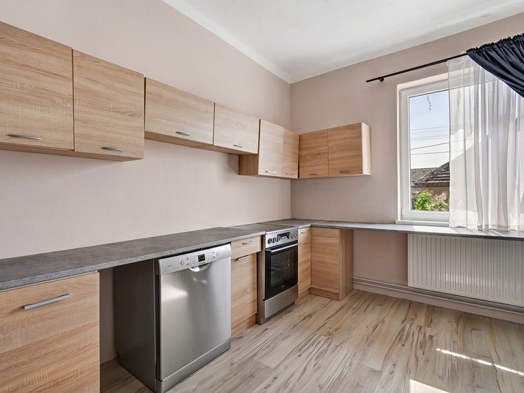 Prodej obchodního prostoru 328 m² - foto 3