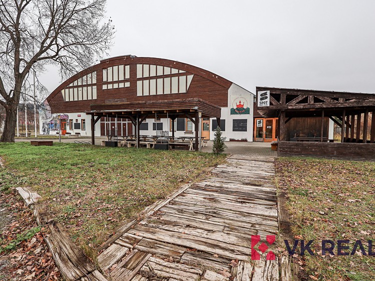 Prodej komerční nemovitosti 3 100 m² - foto 4