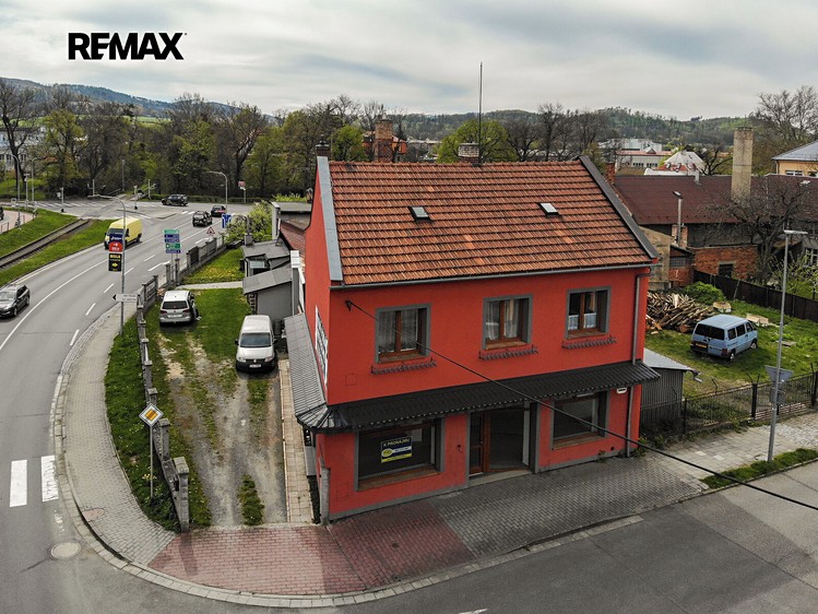Prodej komerční nemovitosti 420 m² - foto 1