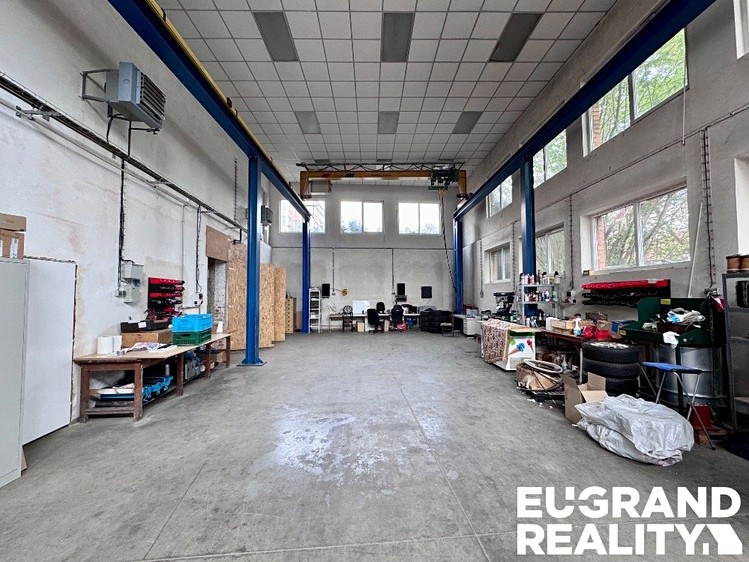 Prodej výrobní haly, prostoru 490 m² - foto 4