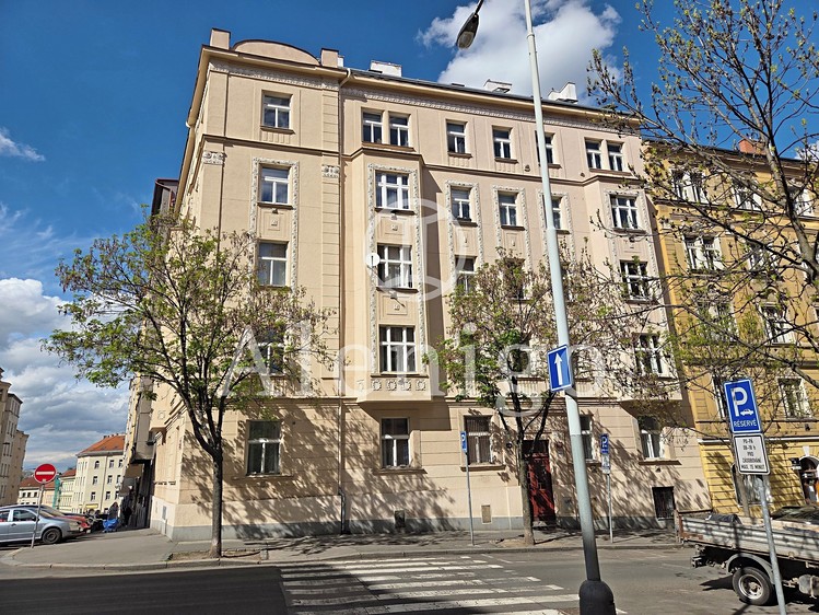Prodej komerční nemovitosti 5 m² - foto 1