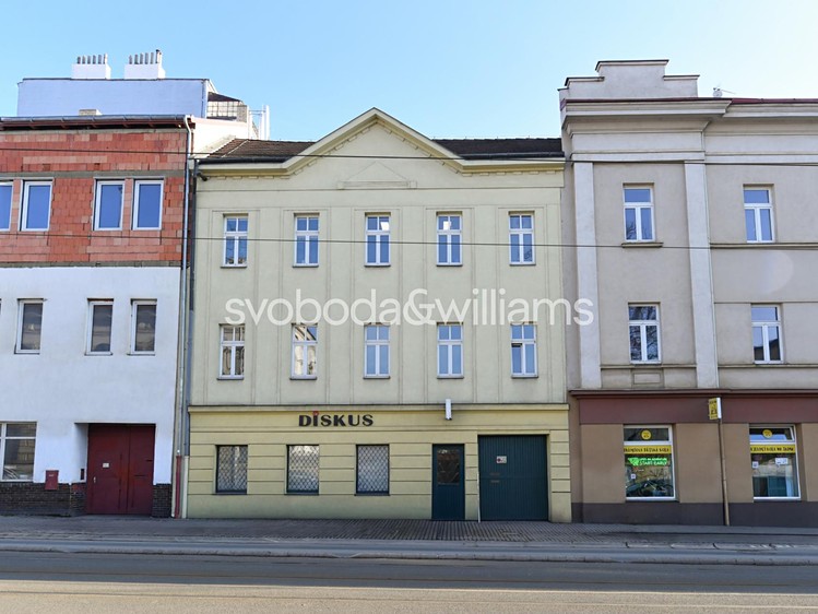 Prodej kanceláře 700 m² - foto 2