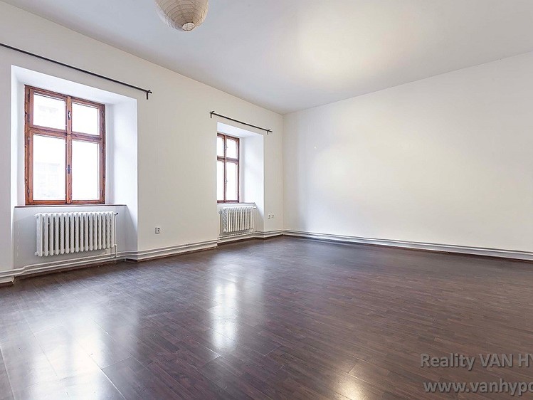 Prodej činžovního domu 1 500 m² - foto 7
