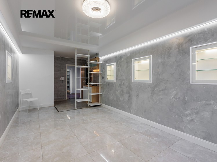 Prodej obchodního prostoru 72 m² - foto 8
