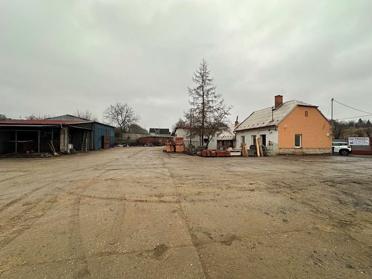 Prodej komerční nemovitosti 263 m² - foto 2