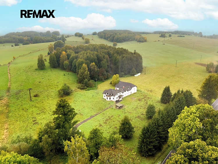 Prodej komerční nemovitosti 555 m² - foto 2