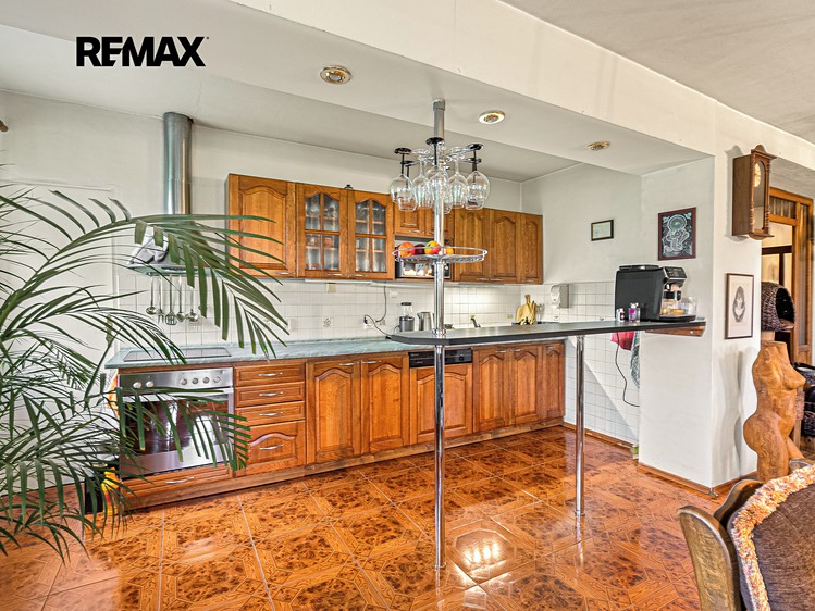 Prodej komerční nemovitosti 555 m² - foto 7