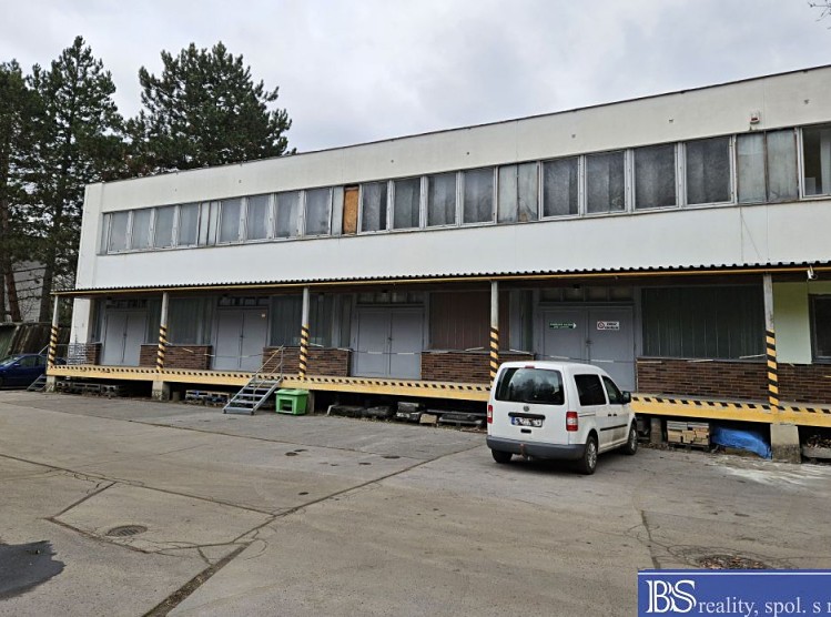 Prodej skladového prostoru 990 m² - foto 1
