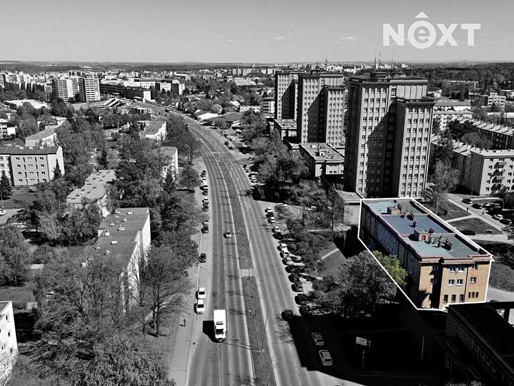 Prodej obchodního prostoru 293 m² - foto 1