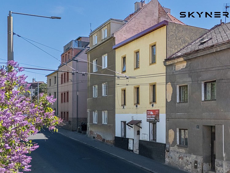Prodej činžovního domu 300 m² - foto 2