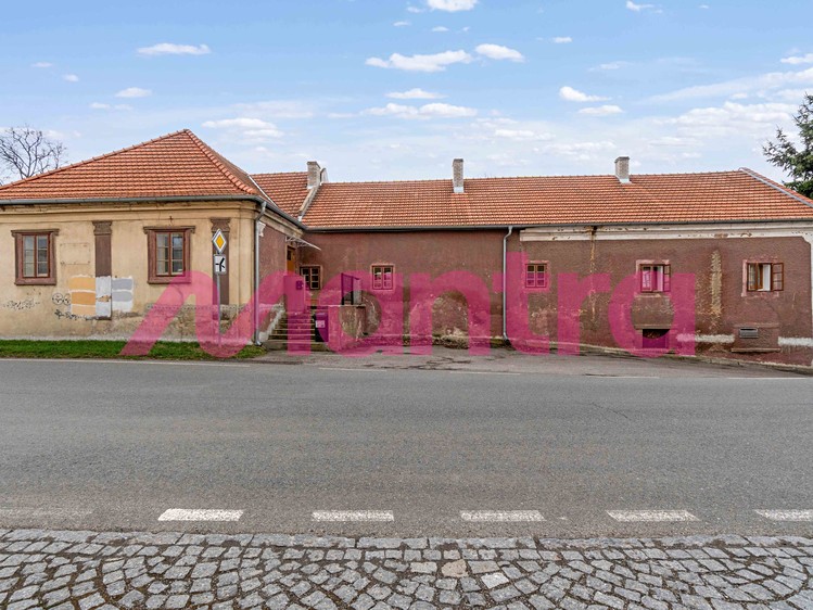 Prodej komerční nemovitosti 252 m² - foto 3