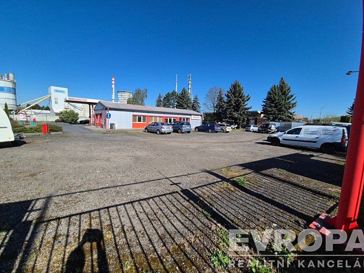 Prodej komerční nemovitosti 2 741 m² - foto 7