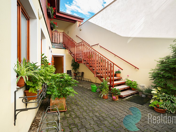Prodej ubytovacího zařízení 300 m² - foto 3