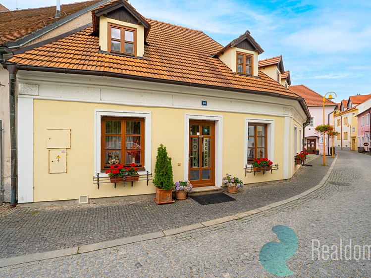 Prodej ubytovacího zařízení 300 m² - foto 4