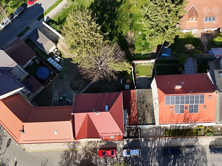 Prodej činžovního domu 300 m² - foto 2