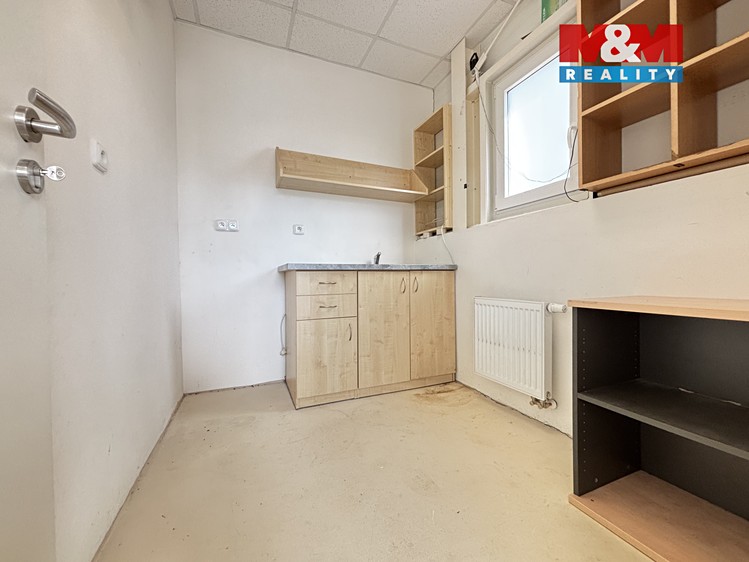 Prodej obchodního prostoru 293 m² - foto 5