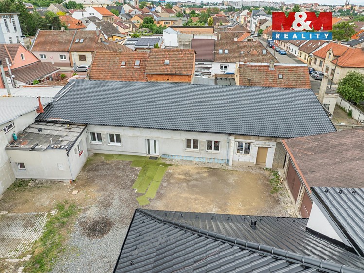 Prodej obchodního prostoru 390 m² - foto 2