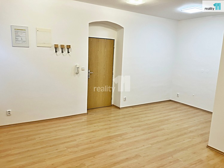 Prodej kanceláře 65 m² - foto 4