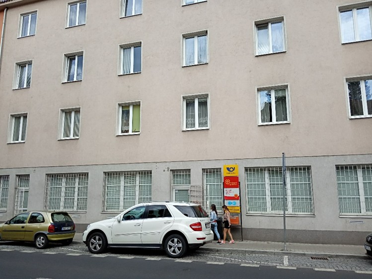 Prodej komerční nemovitosti 142 m² - foto 1