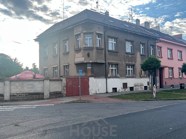 Prodej činžovního domu 800 m² - foto 4