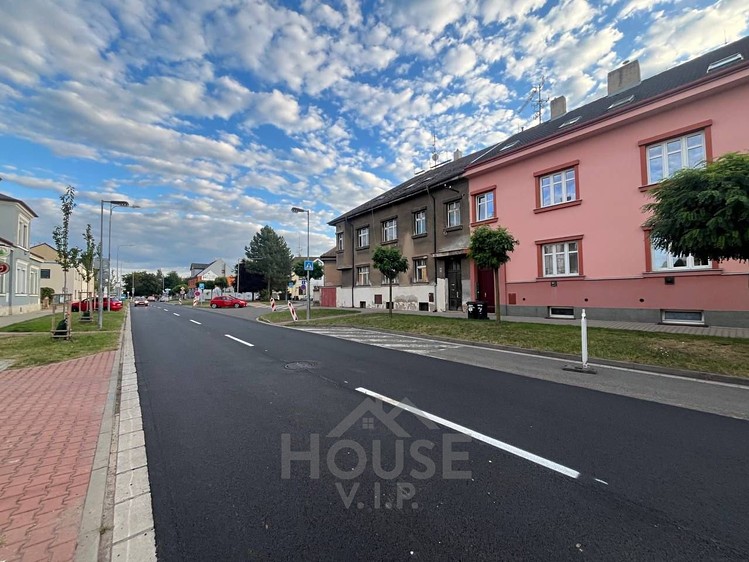 Prodej činžovního domu 800 m² - foto 2