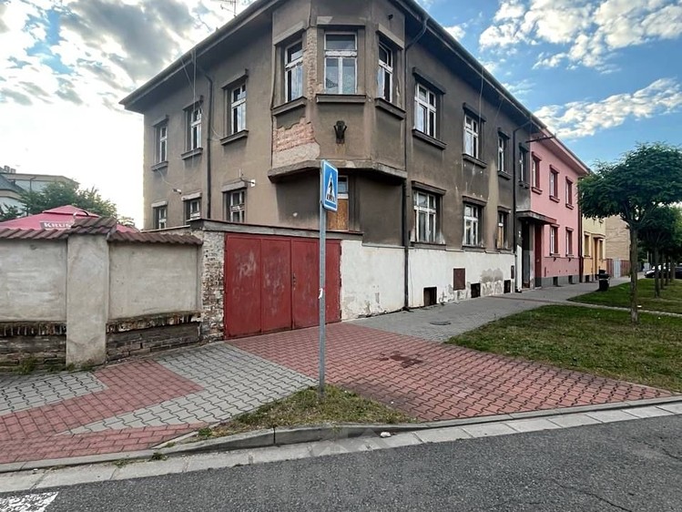 Prodej činžovního domu 800 m² - foto 5