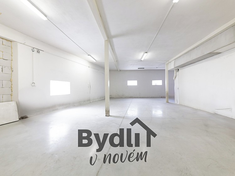 Prodej obchodního prostoru 277 m² - foto 3