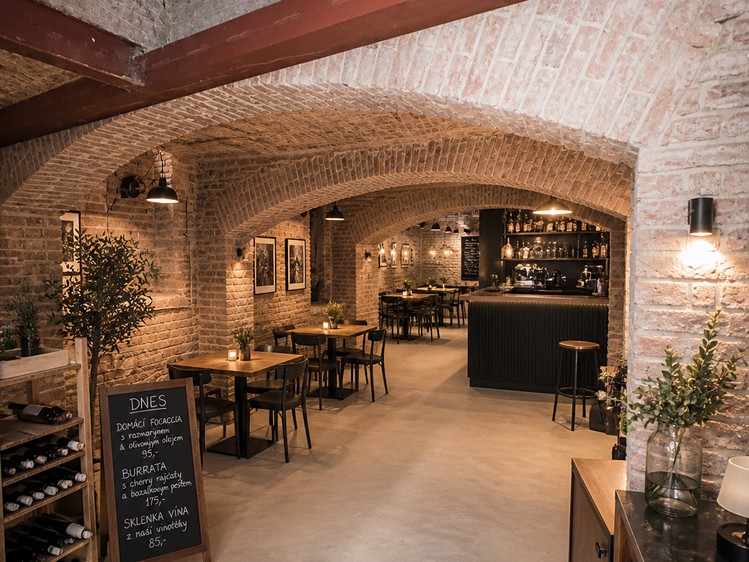 Prodej restaurace 157 m² - foto 1