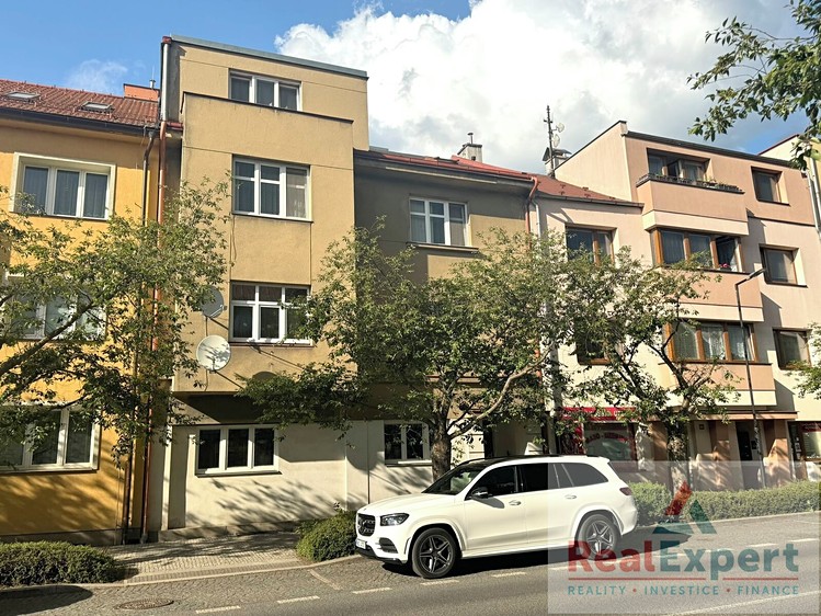 Prodej činžovního domu 430 m² - foto 1