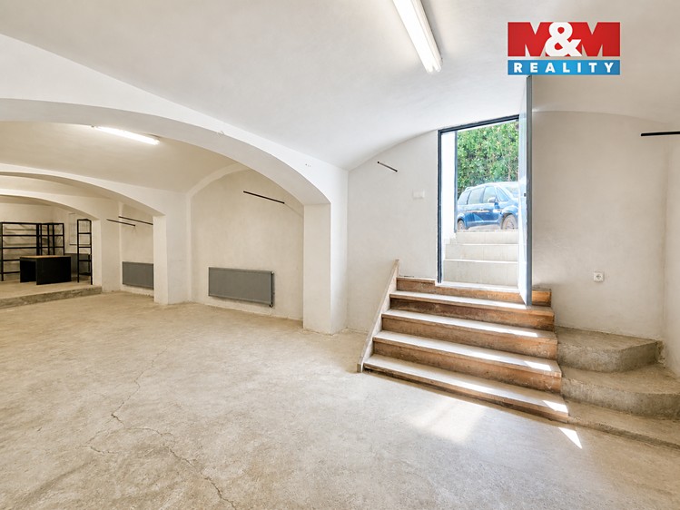 Prodej podílu 13/14 obchodního prostoru 83 m² - foto 2