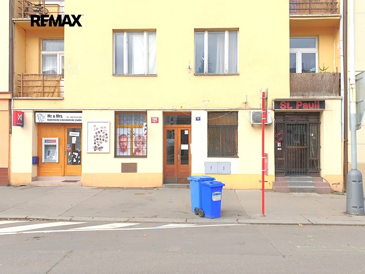 Prodej obchodního prostoru 136 m² - foto 1